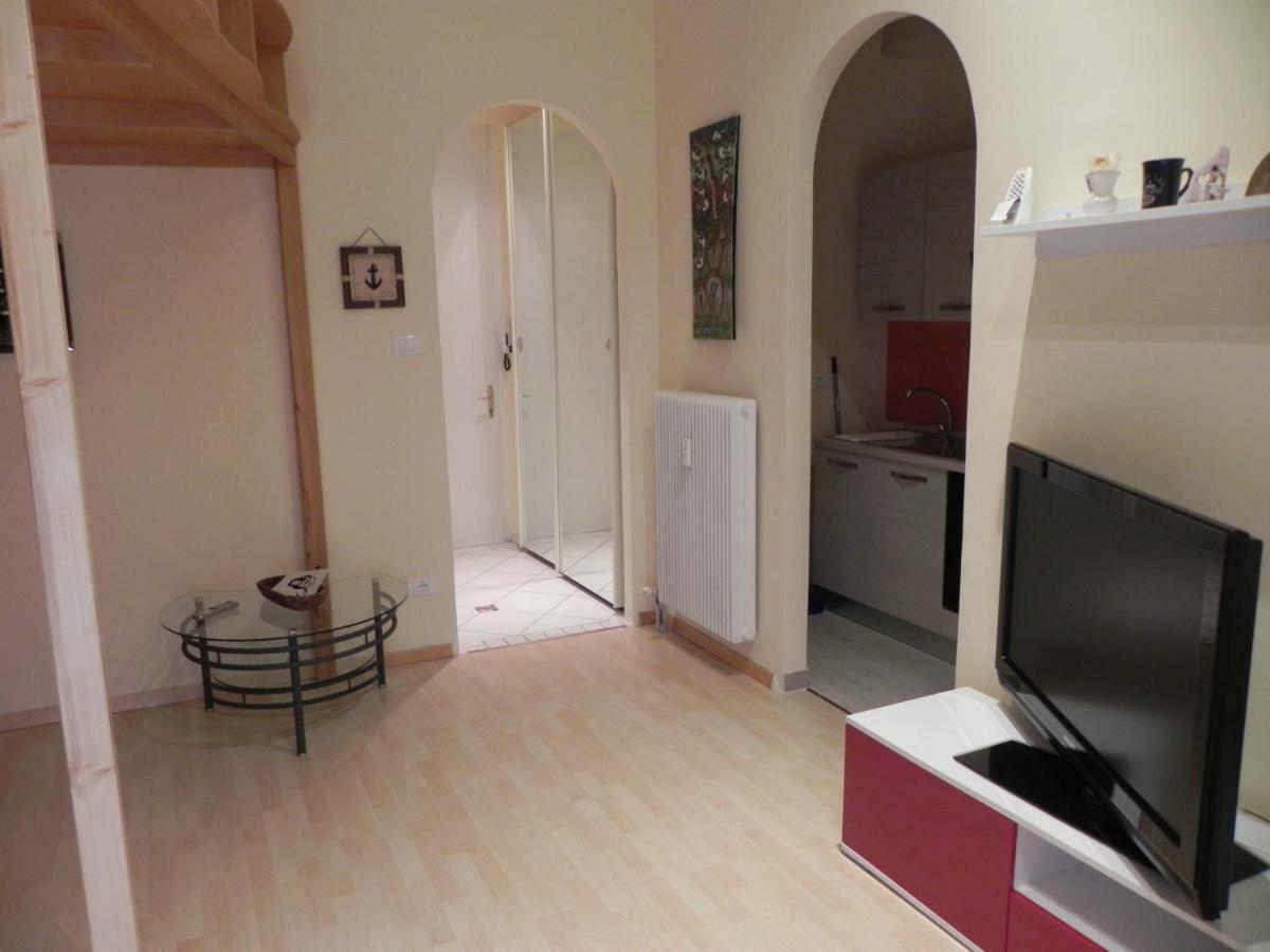 Casa Vacanze Monachy Merano Bagian luar foto